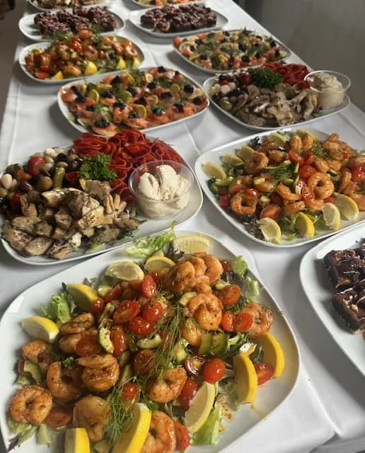 Buffet med hjemmelavet mad
