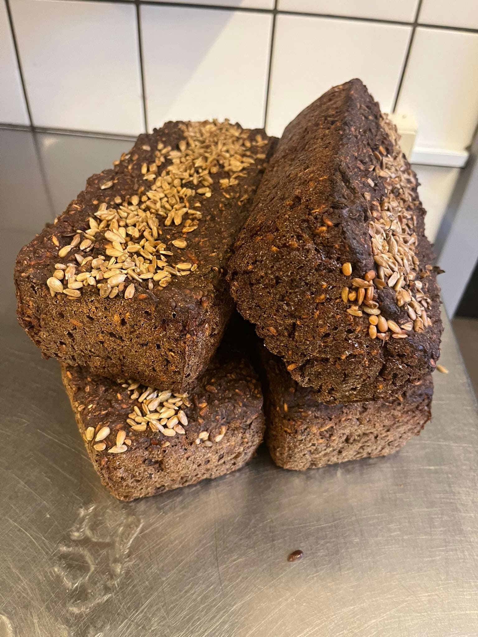 Hjemmebagt rugbrød